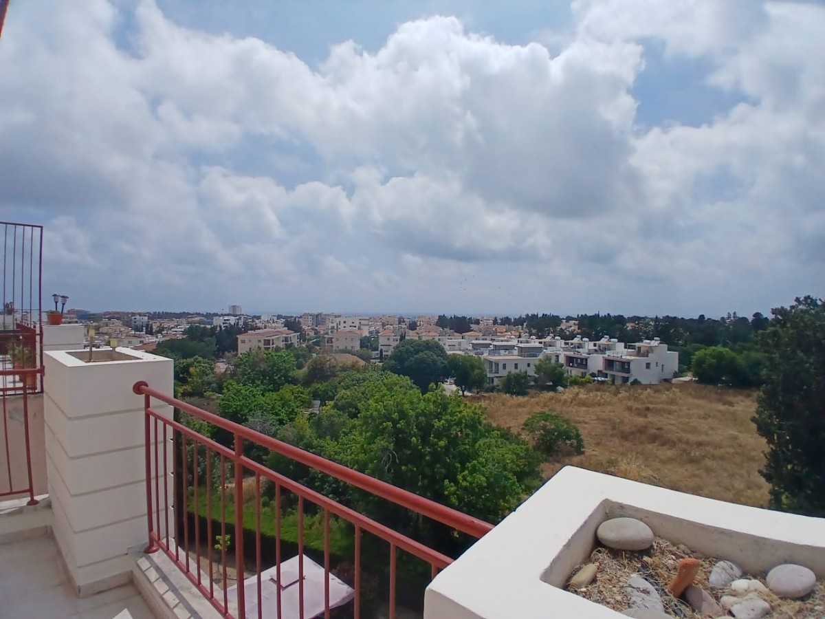 Penthouse For Sale  in  Kato Paphos - Universal