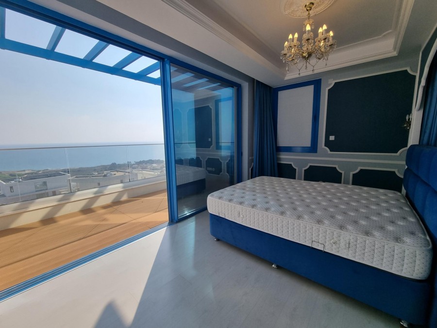Semi Detached Villa For Rent  in  Chlorakas