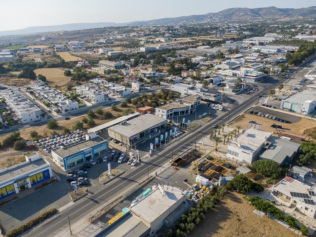 Commercial Building For Sale  in  Mesogi