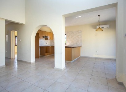 Pissouri, Limassol Detached Villa For Sale | WW29882