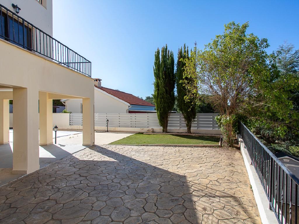 Detached Villa For Sale  in  Pissouri