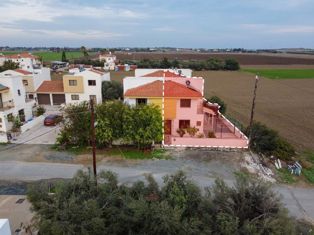 Town House / Maisonette For Sale  in  Pervolia