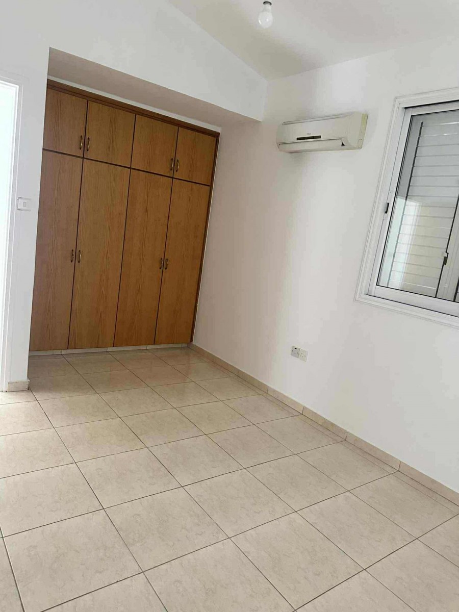 Detached Villa For Rent  in  Chlorakas