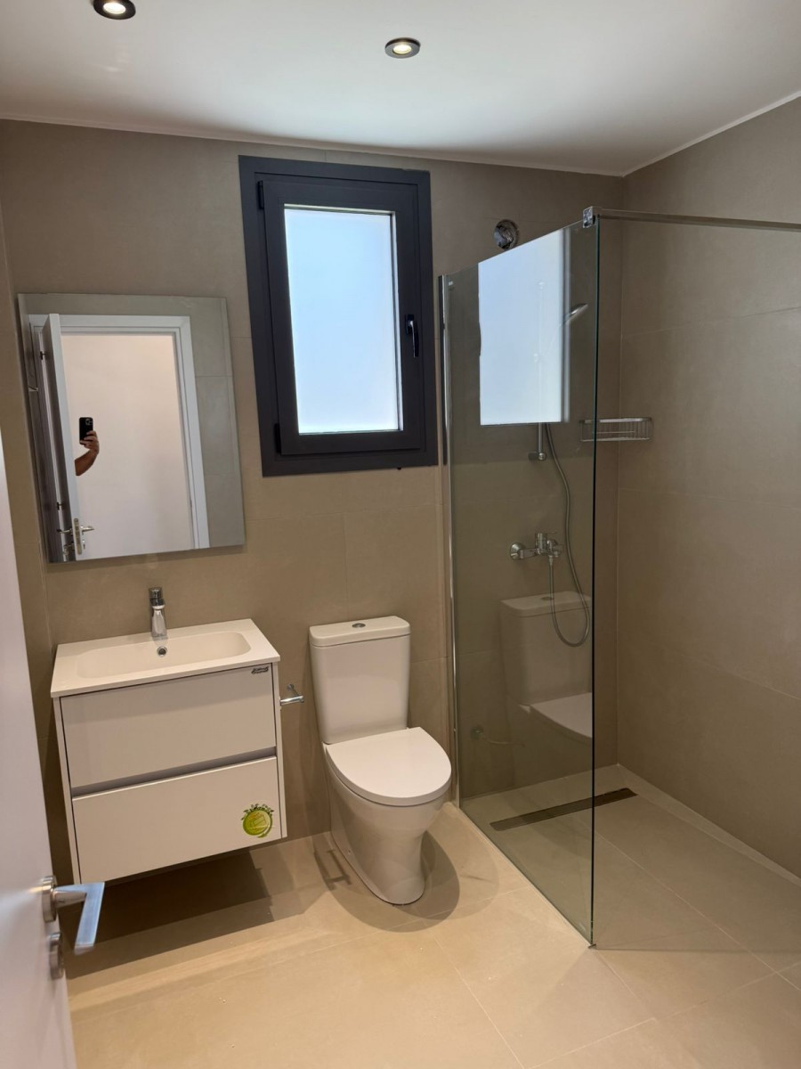 Apartment For Sale  in  Anavargos