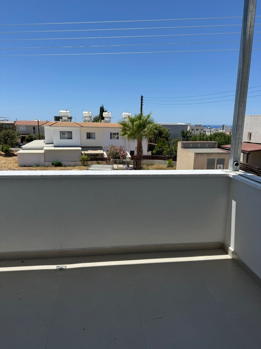 Apartment For Sale  in  Anavargos