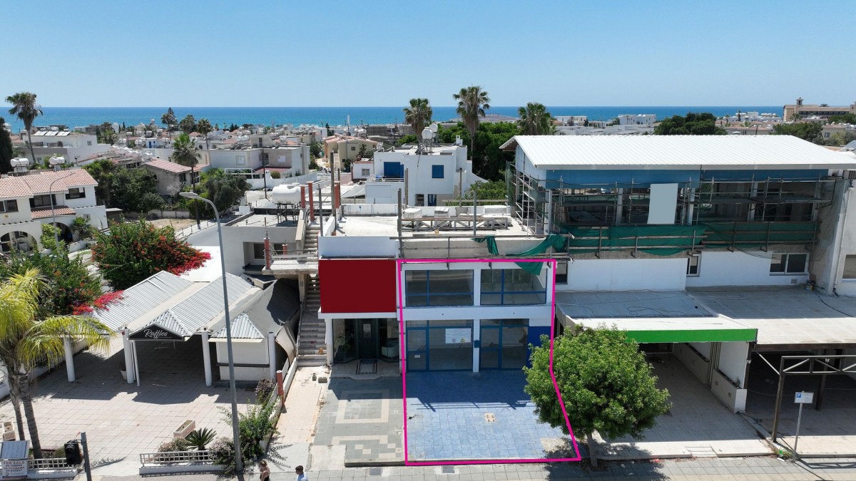 Detached Villa For Sale  in  Kato Paphos - Tombs of The Kings