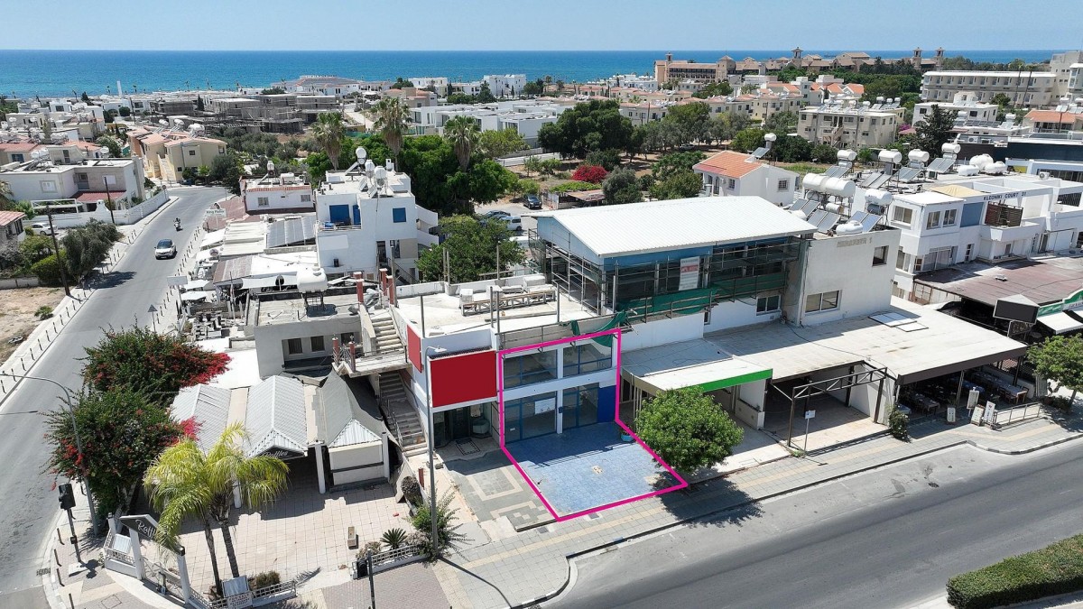 Detached Villa For Sale  in  Kato Paphos - Tombs of The Kings