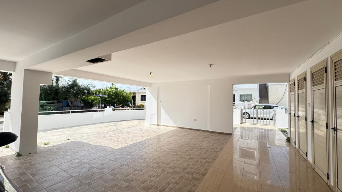 Apartment For Sale  in  Yeroskipou