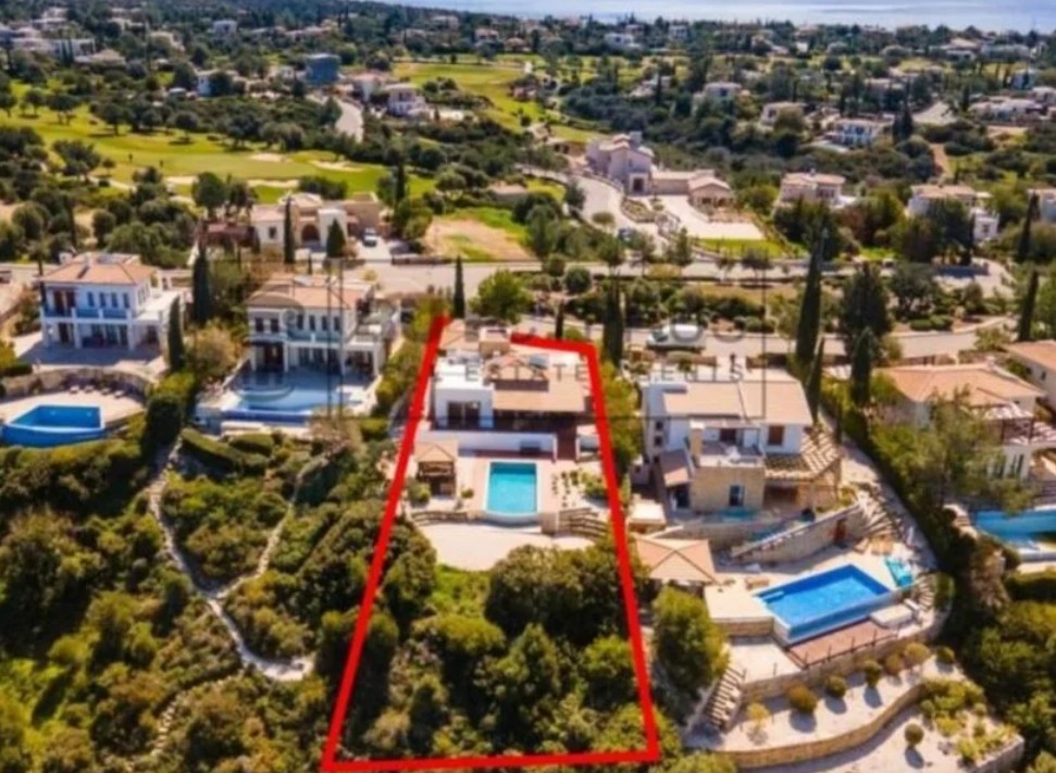 Detached Villa For Sale  in  Kouklia - Aphrodite Hills