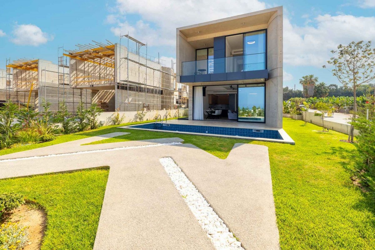 Detached Villa For Sale  in  Kissonerga