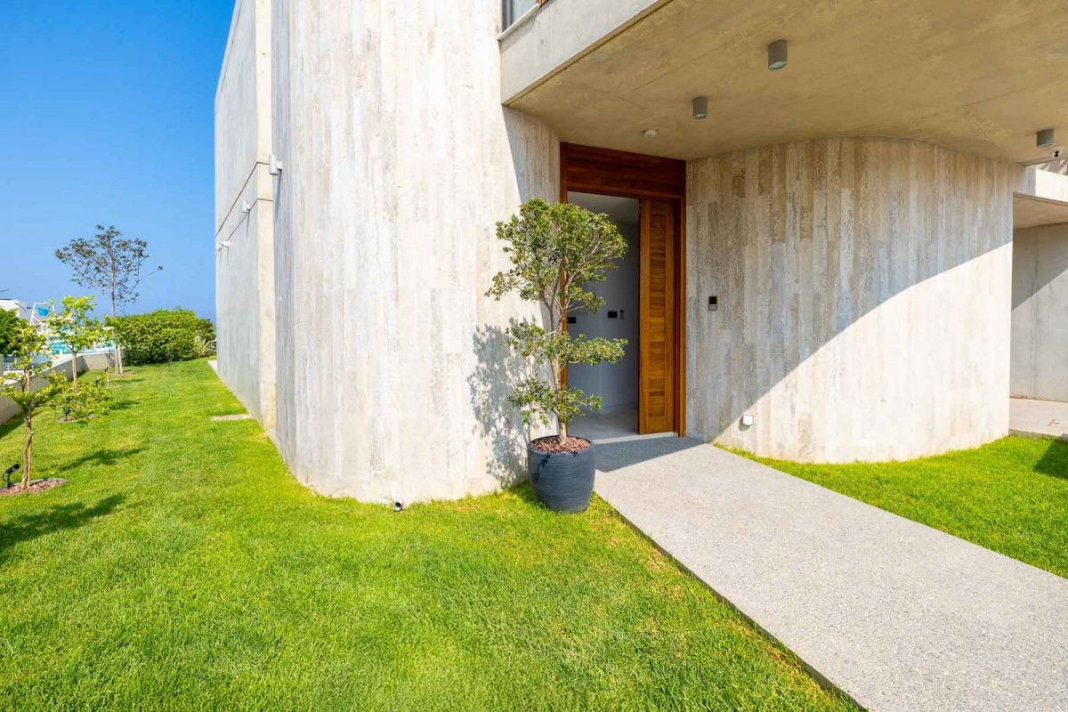 Detached Villa For Sale  in  Kissonerga