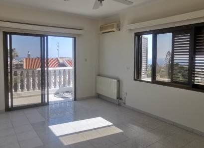 Empa, Paphos Penthouse Rented | WW30020