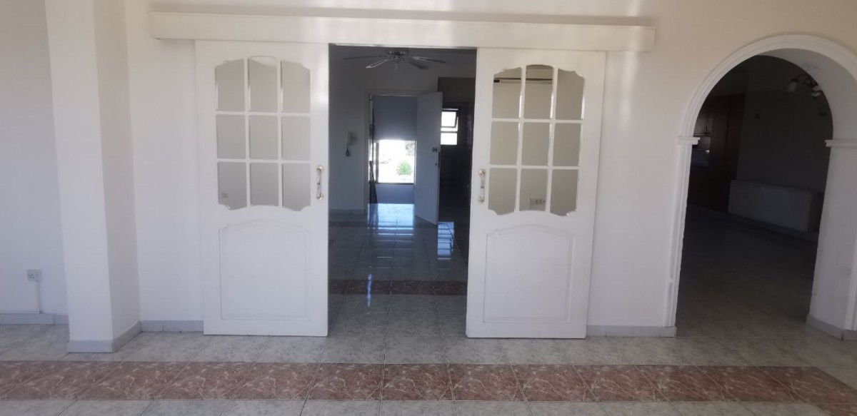 Penthouse For Rent  in  Empa