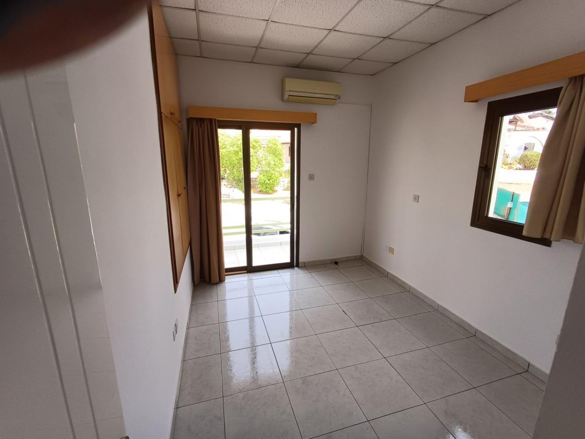 Town House / Maisonette For Rent  in  Tala