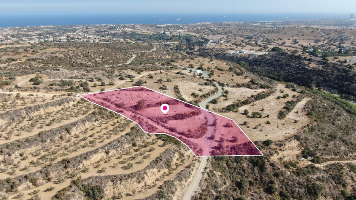 Residential field in Psematismenos, Larnaka