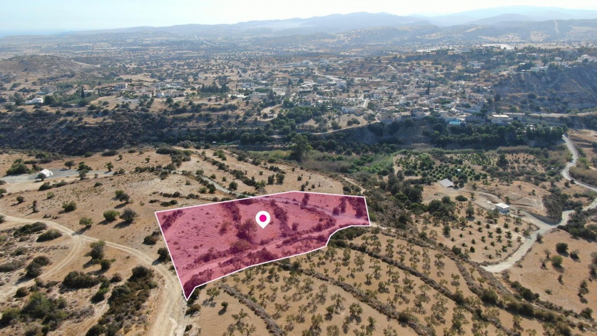Residential field in Psematismenos, Larnaka