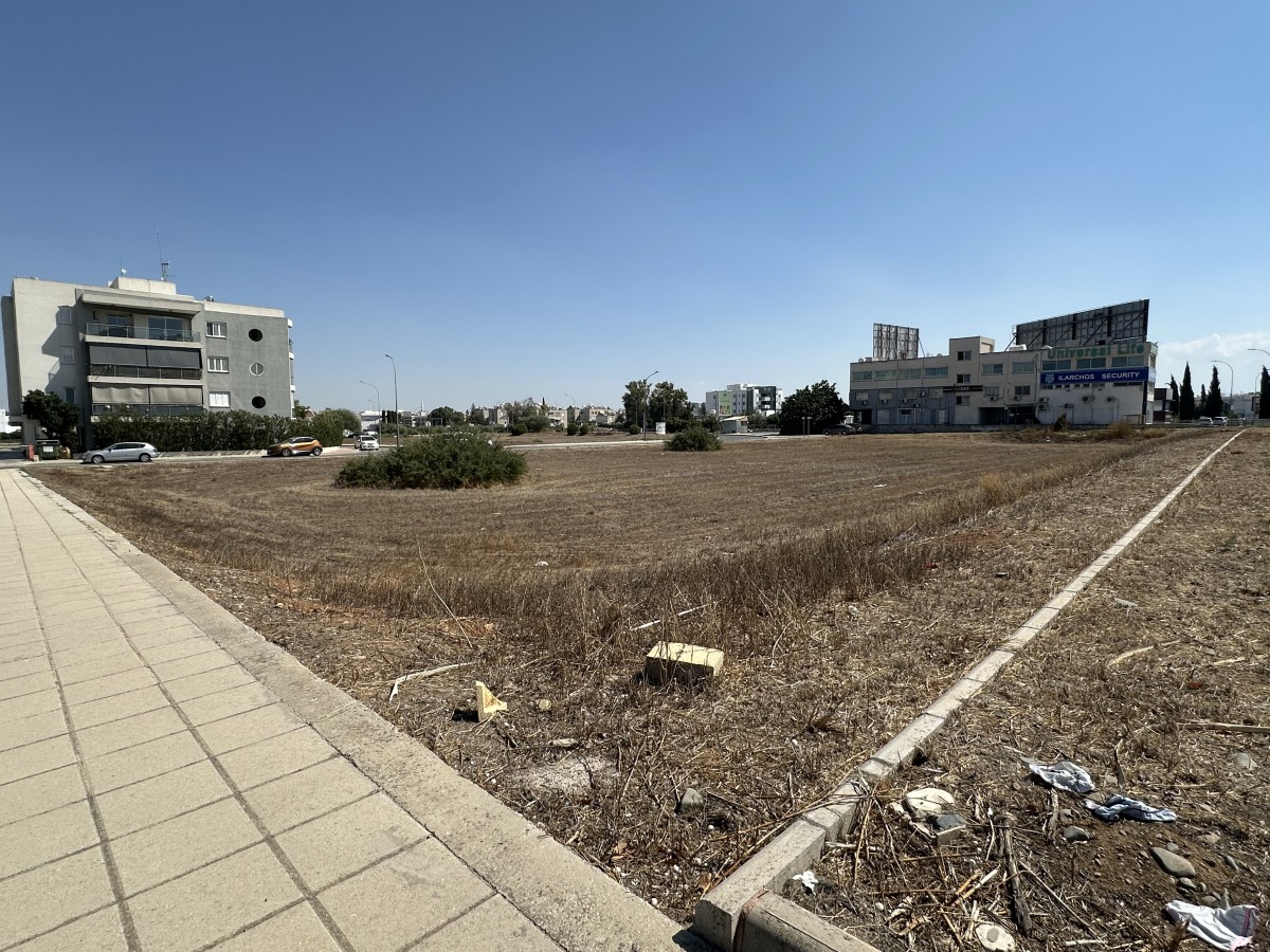 Commercial Plot For Sale  in  Select Location
