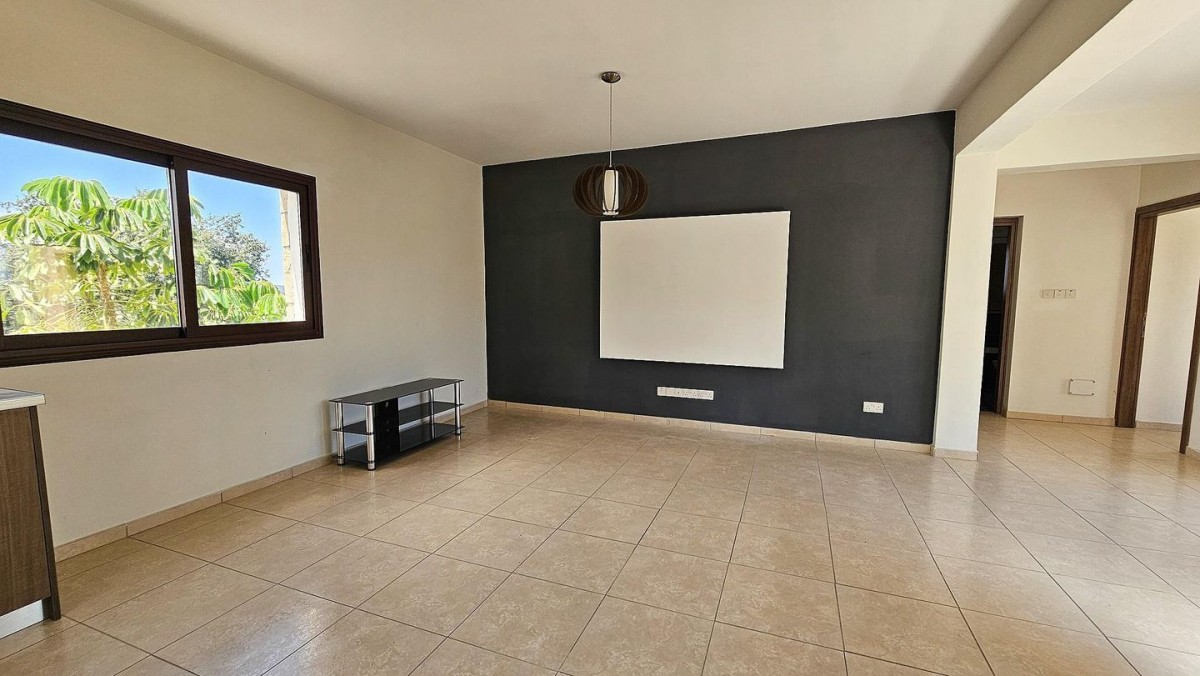 Duplex House with pool in Koili, Paphos