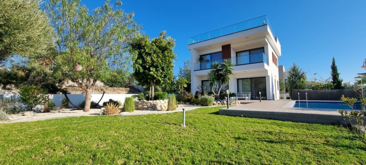 Kouklia - Secret Valley Detached Villa For Sale | WW30097