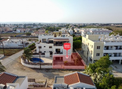 Pervolia, Larnaca Apartment For Sale | WW30126