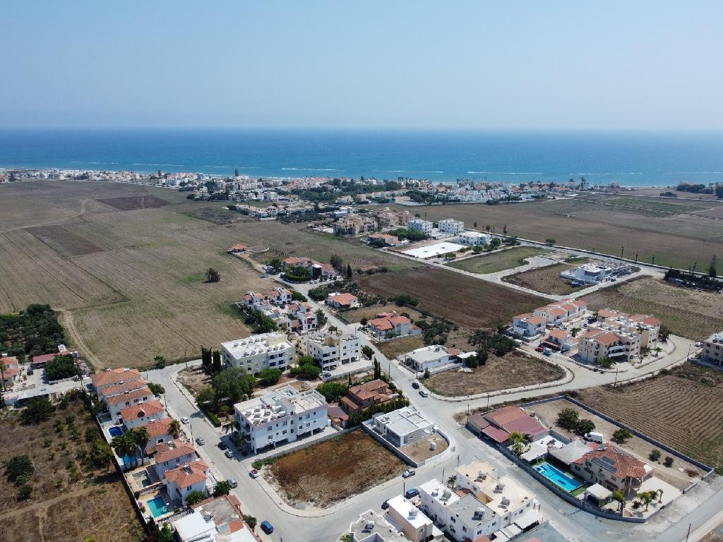 Flat - Mediterranean Homes - Pervolia, Larnaca