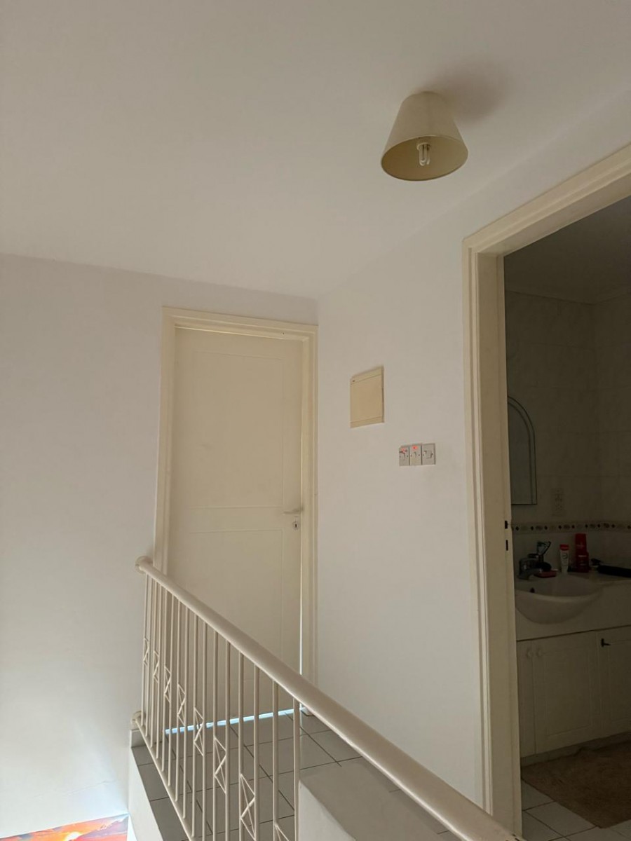 Town House / Maisonette For Rent  in  Kato Paphos - Universal