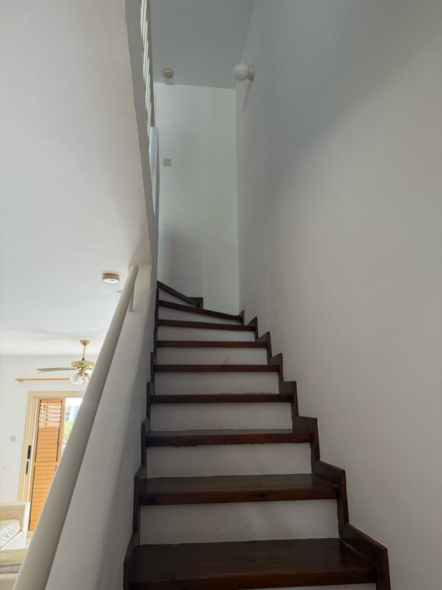 Town House / Maisonette For Rent  in  Kato Paphos - Universal