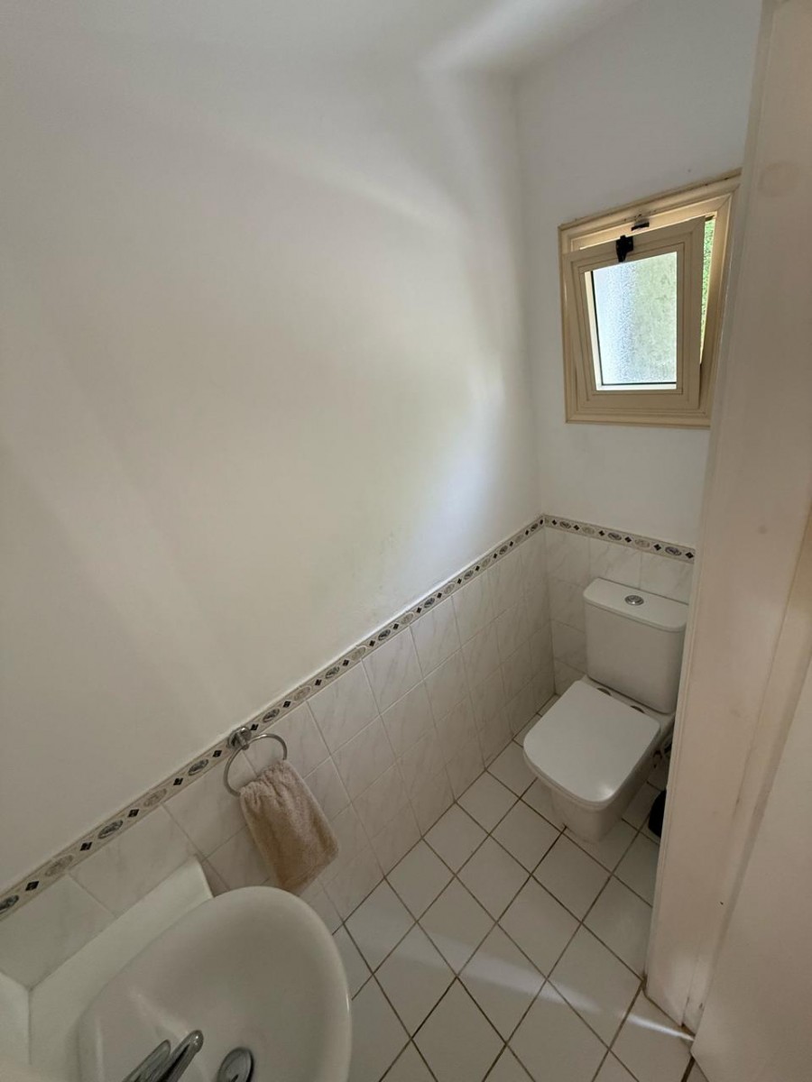 Town House / Maisonette For Rent  in  Kato Paphos - Universal