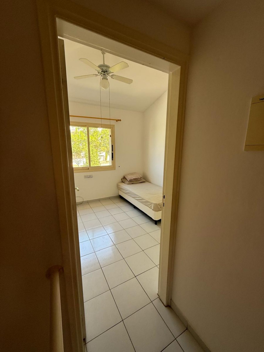 Town House / Maisonette For Rent  in  Kato Paphos - Universal