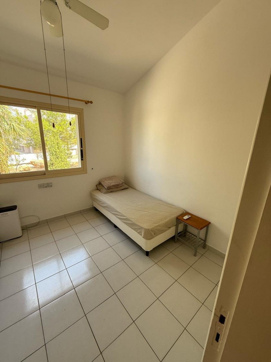 Town House / Maisonette For Rent  in  Kato Paphos - Universal