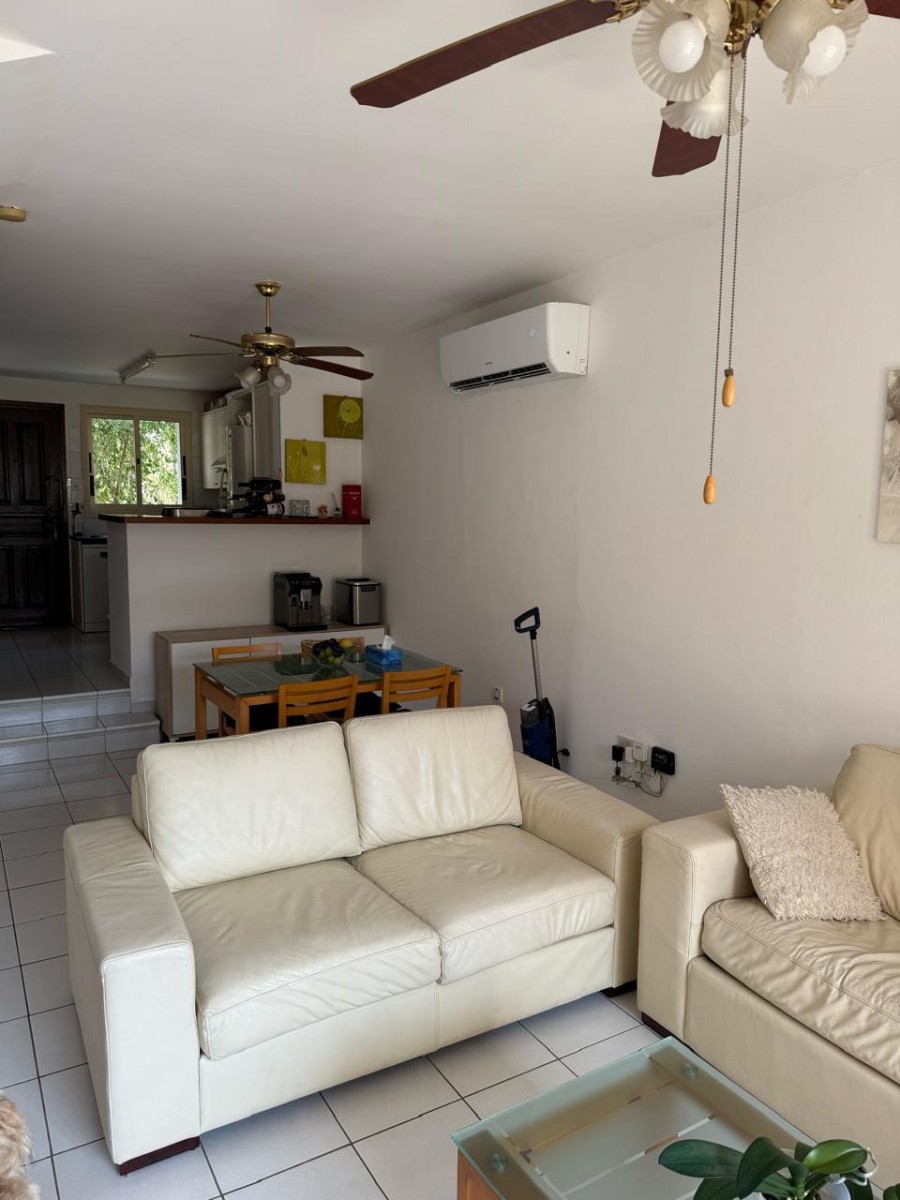 Town House / Maisonette For Rent  in  Kato Paphos - Universal