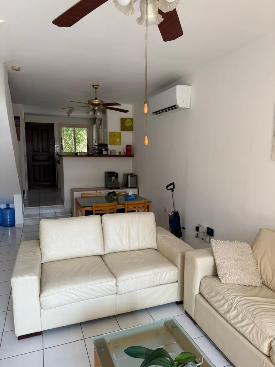 Town House / Maisonette For Rent  in  Kato Paphos - Universal