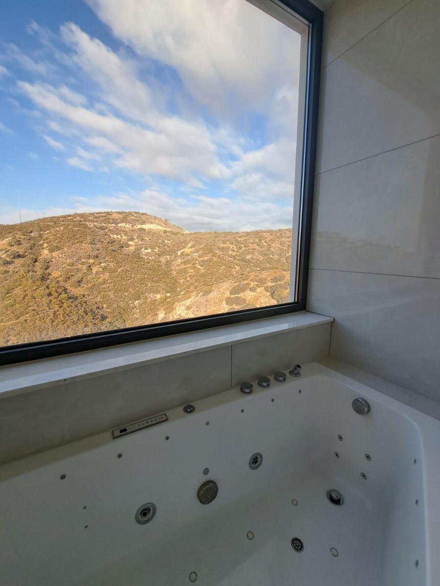 Detached Villa For Sale  in  Agios Tychon