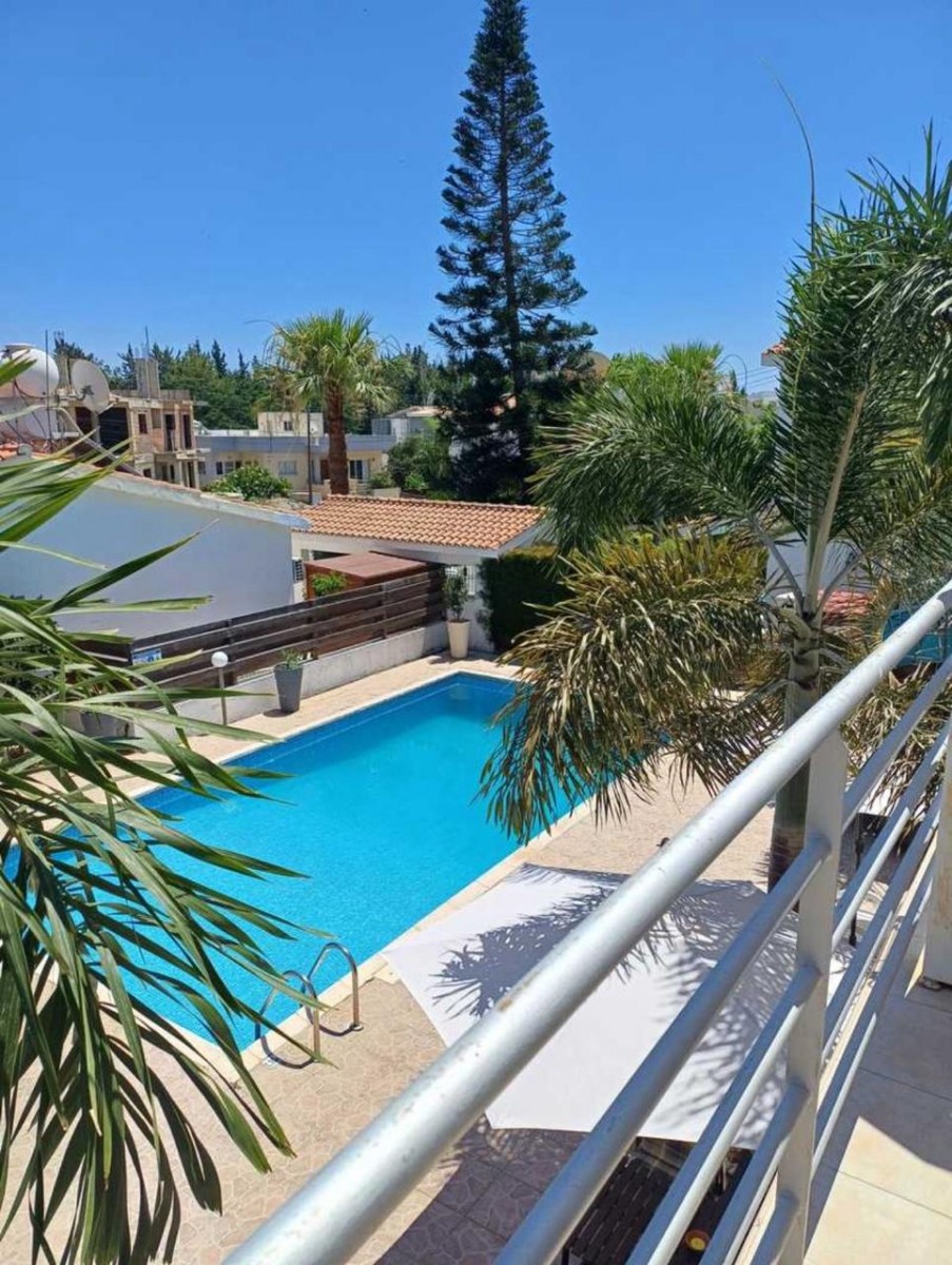 Town House / Maisonette For Rent  in  Kato Paphos - Universal