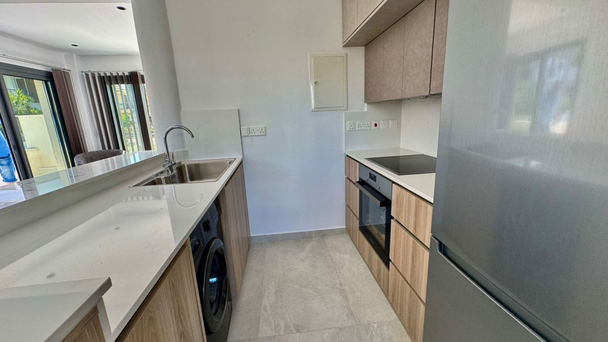 Town House / Maisonette For Rent  in  Kato Paphos - Universal