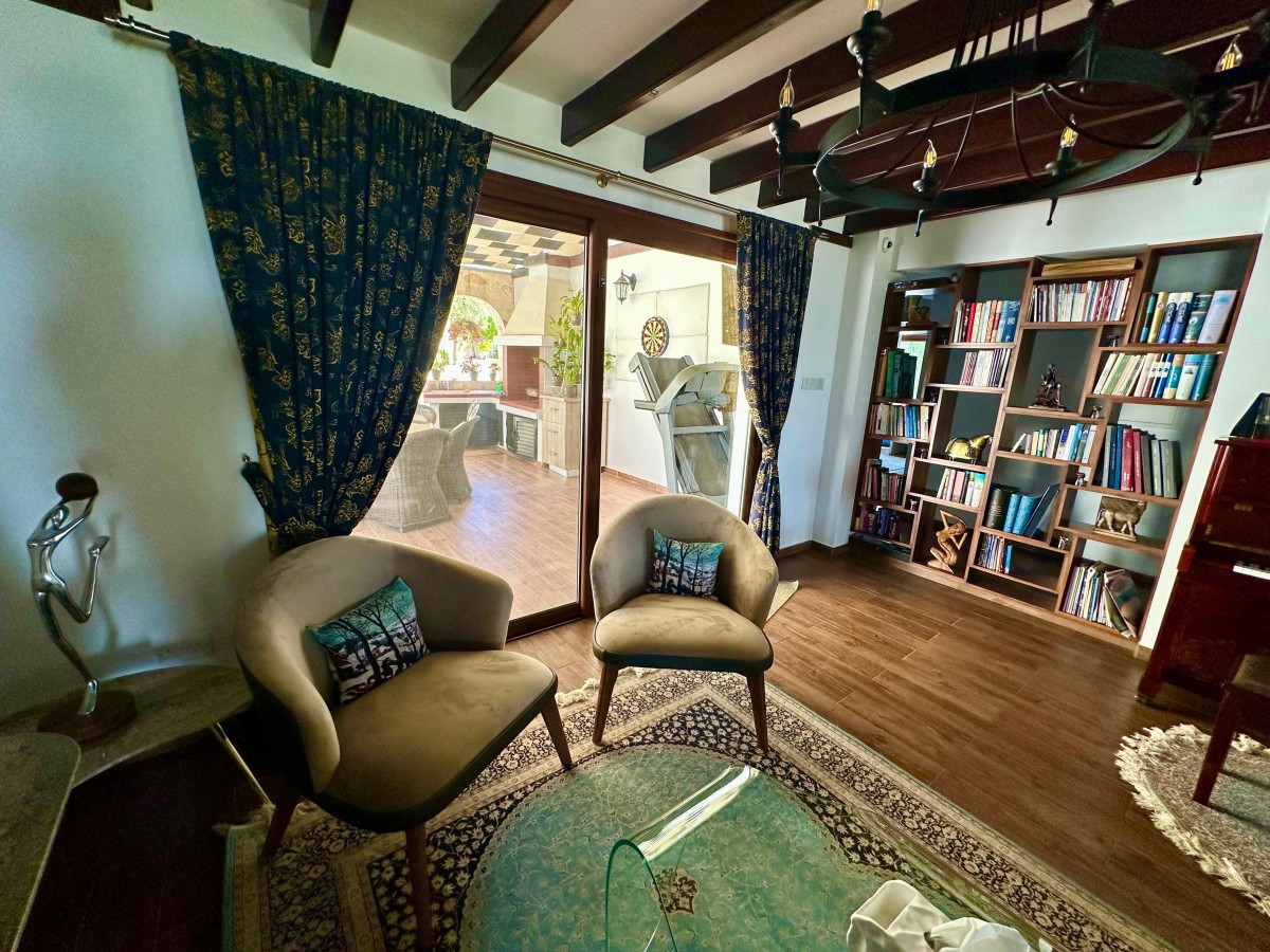 Detached Villa For Sale  in  Tala