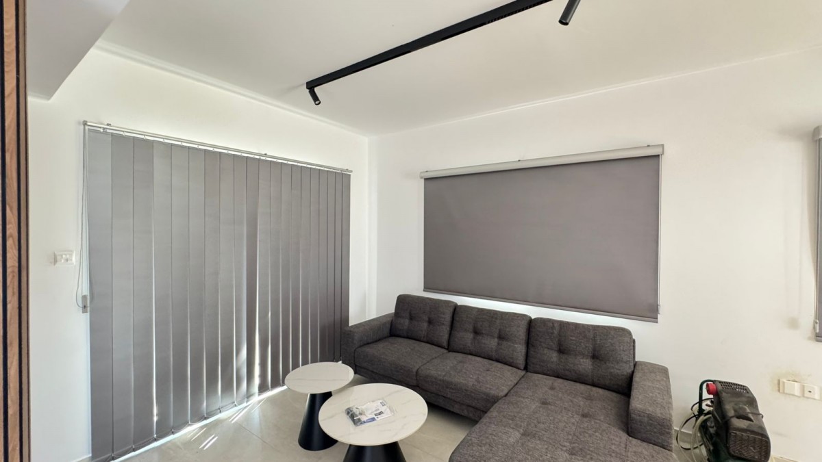 Town House / Maisonette For Rent  in  Kato Paphos - Universal