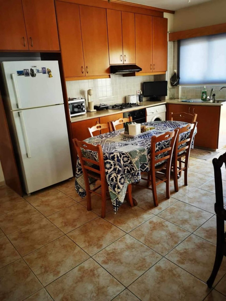 Apartment For Sale  in  Anavargos