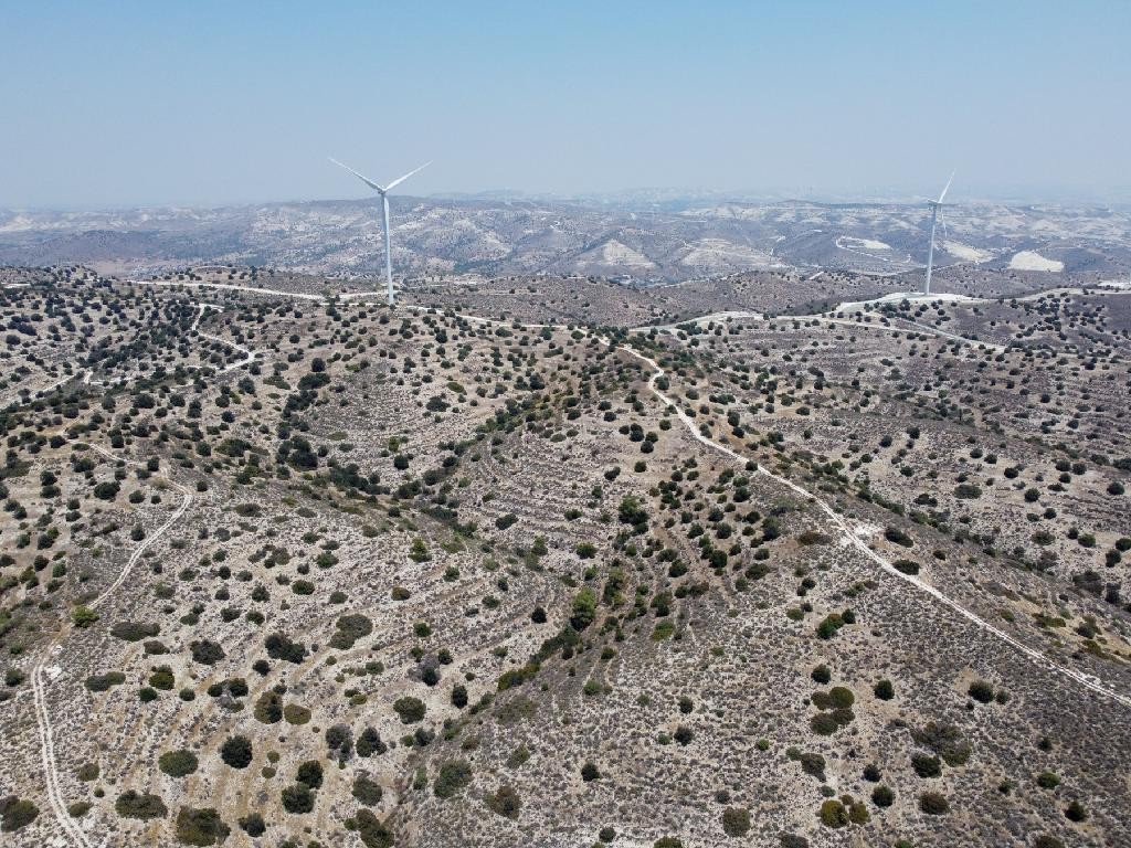 Field - Psevdas, Larnaca