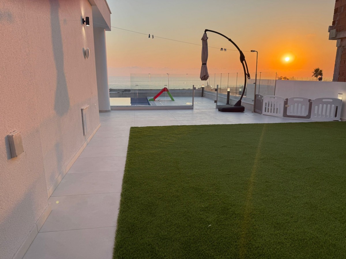 Detached Villa For Sale  in  Select Location