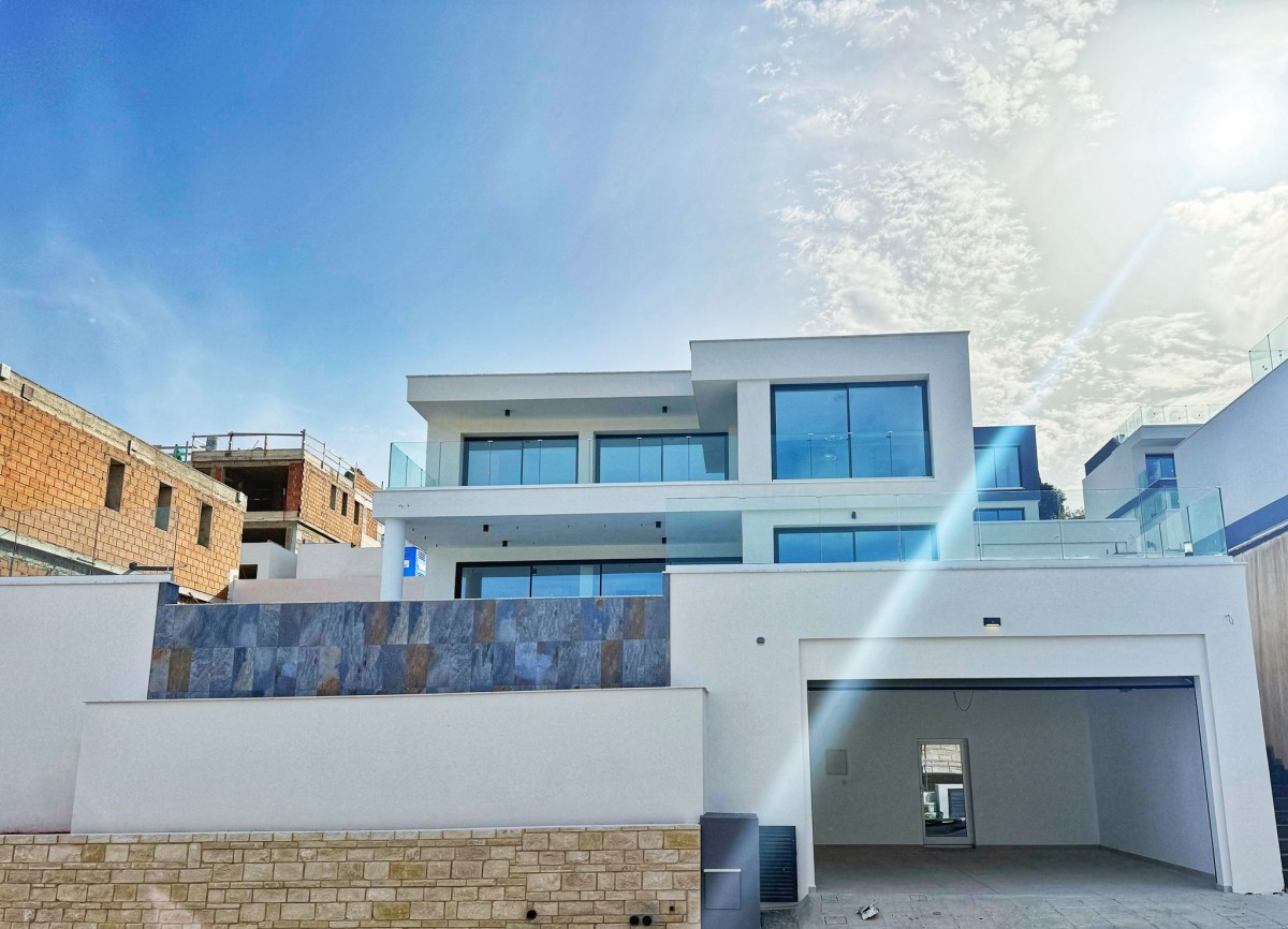 Detached Villa For Sale  in  Select Location