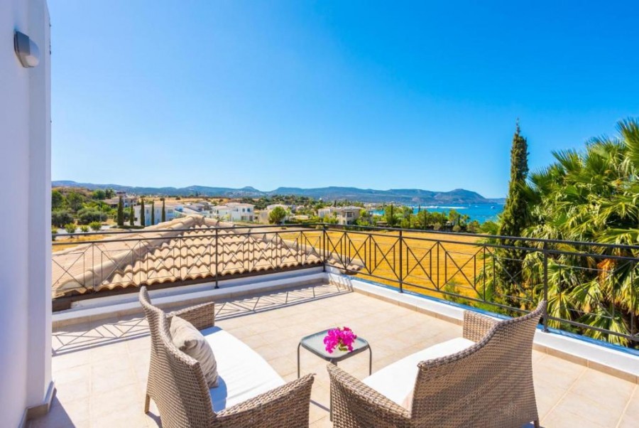 Detached Villa For Sale  in  Latchi