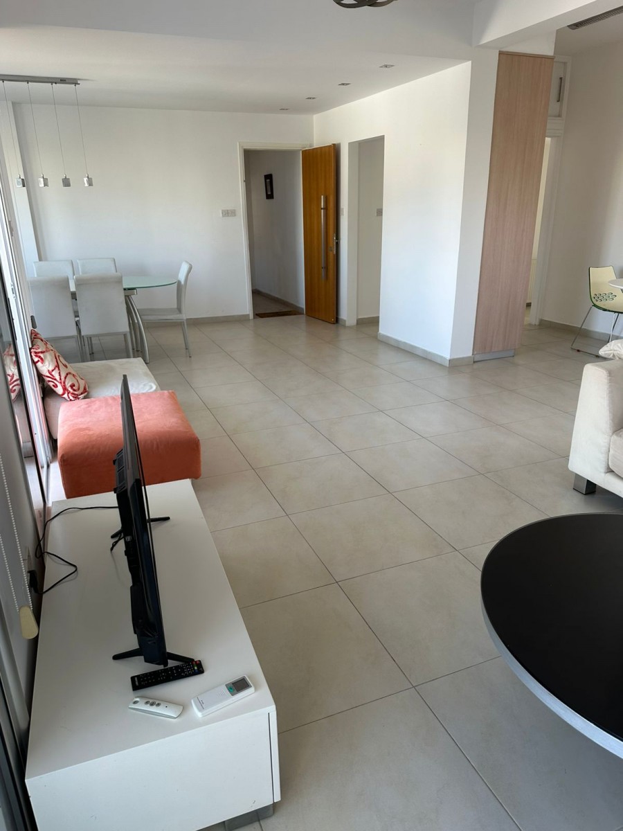 Floor Apartment For Rent  in  Paphos