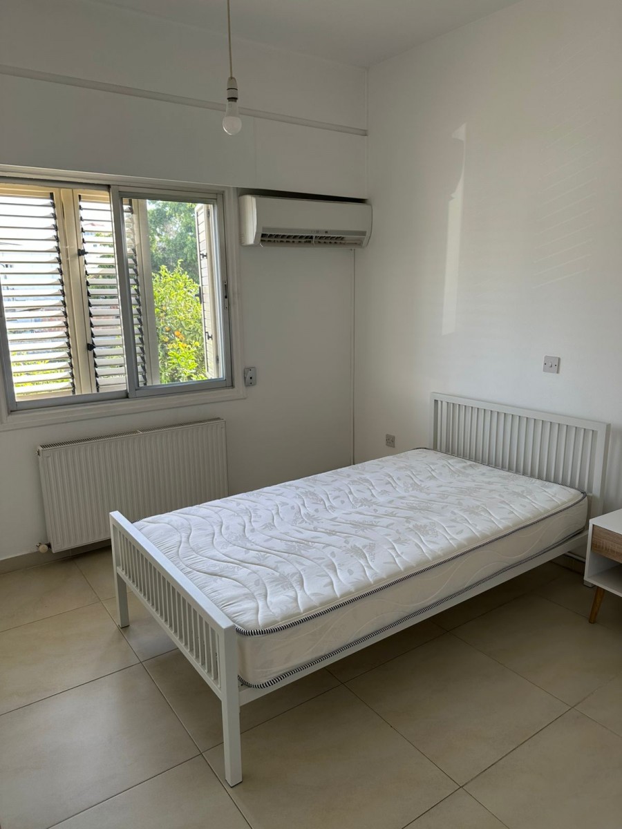 Floor Apartment For Rent  in  Paphos