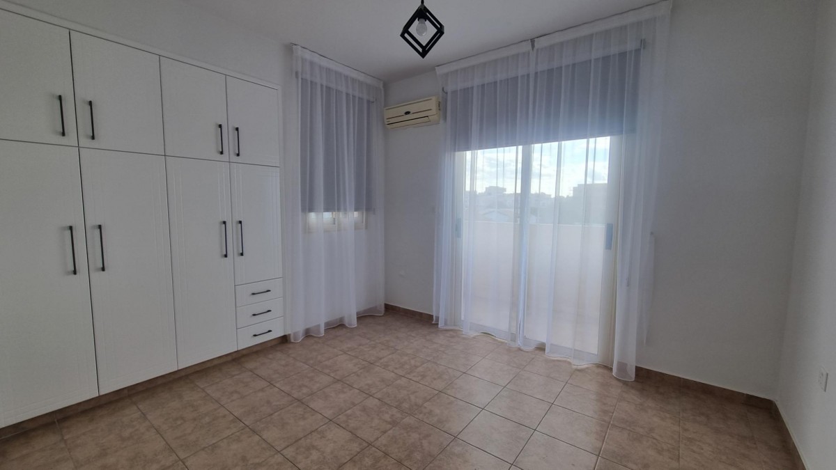 Apartment For Sale  in  Kato Paphos - Tombs of The Kings