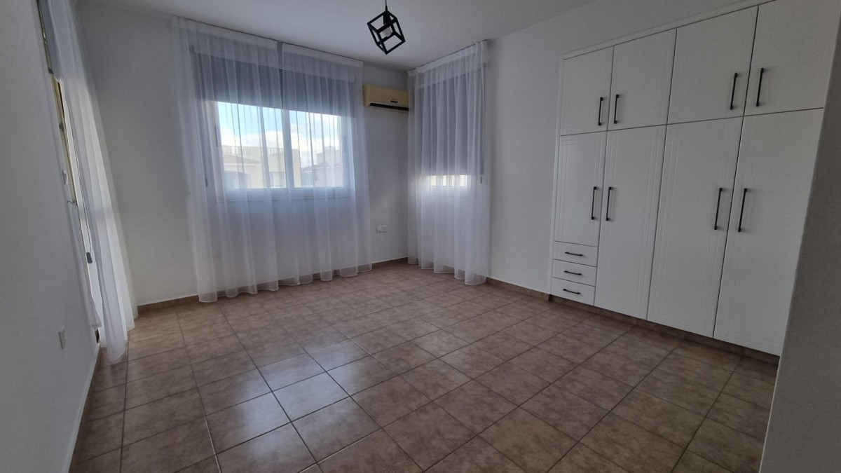 Apartment For Sale  in  Kato Paphos - Tombs of The Kings