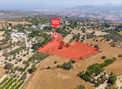 Pano Akourdaleia Residential Field For Sale | WW30671