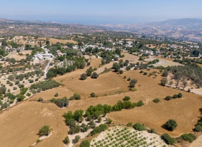 Pano Akourdaleia Residential Field For Sale | WW30671