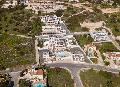 Peyia, Paphos Residential Building For Sale | WW30673