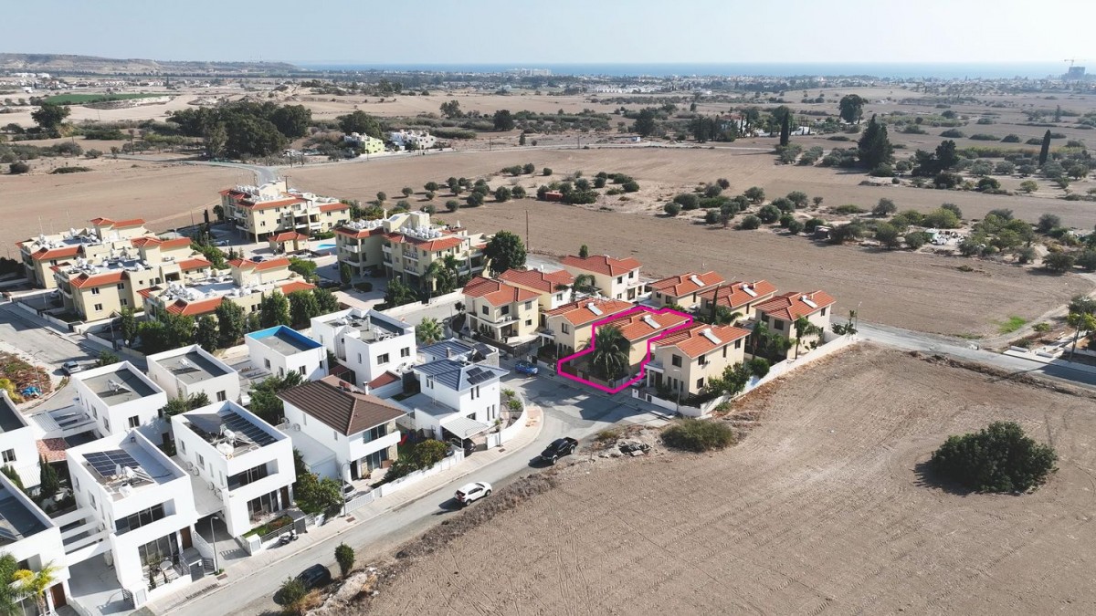 Two-Storey Detached House with Swimming Pool in Oroklini, Larnaca